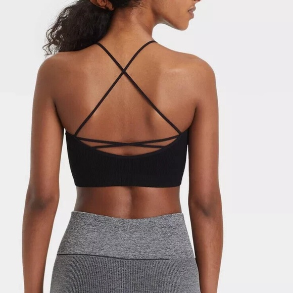 Colsie Ribbed Seamless Brami - Picture 2 of 5